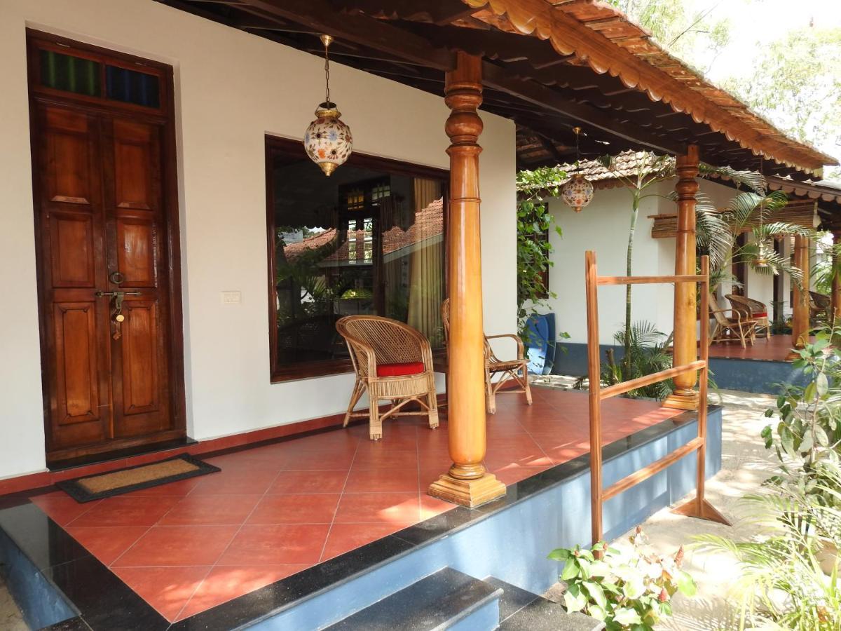 Alleppey Beach Garden Alappuzha Bagian luar foto